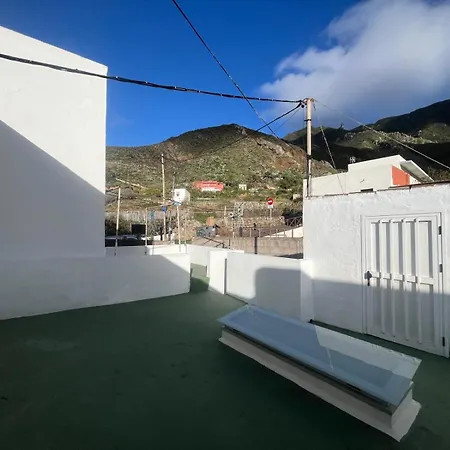 Casa Adolfo Apartment Almaciga