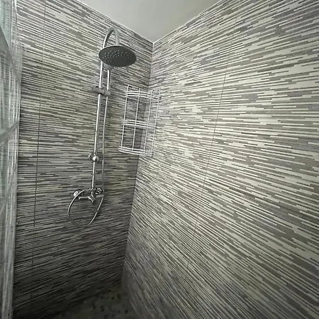 Casa Adolfo *
